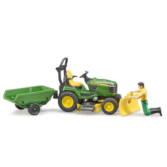 JOHN DEERE RIDE ON MOWER/TRAILER/ WITH GARDENER